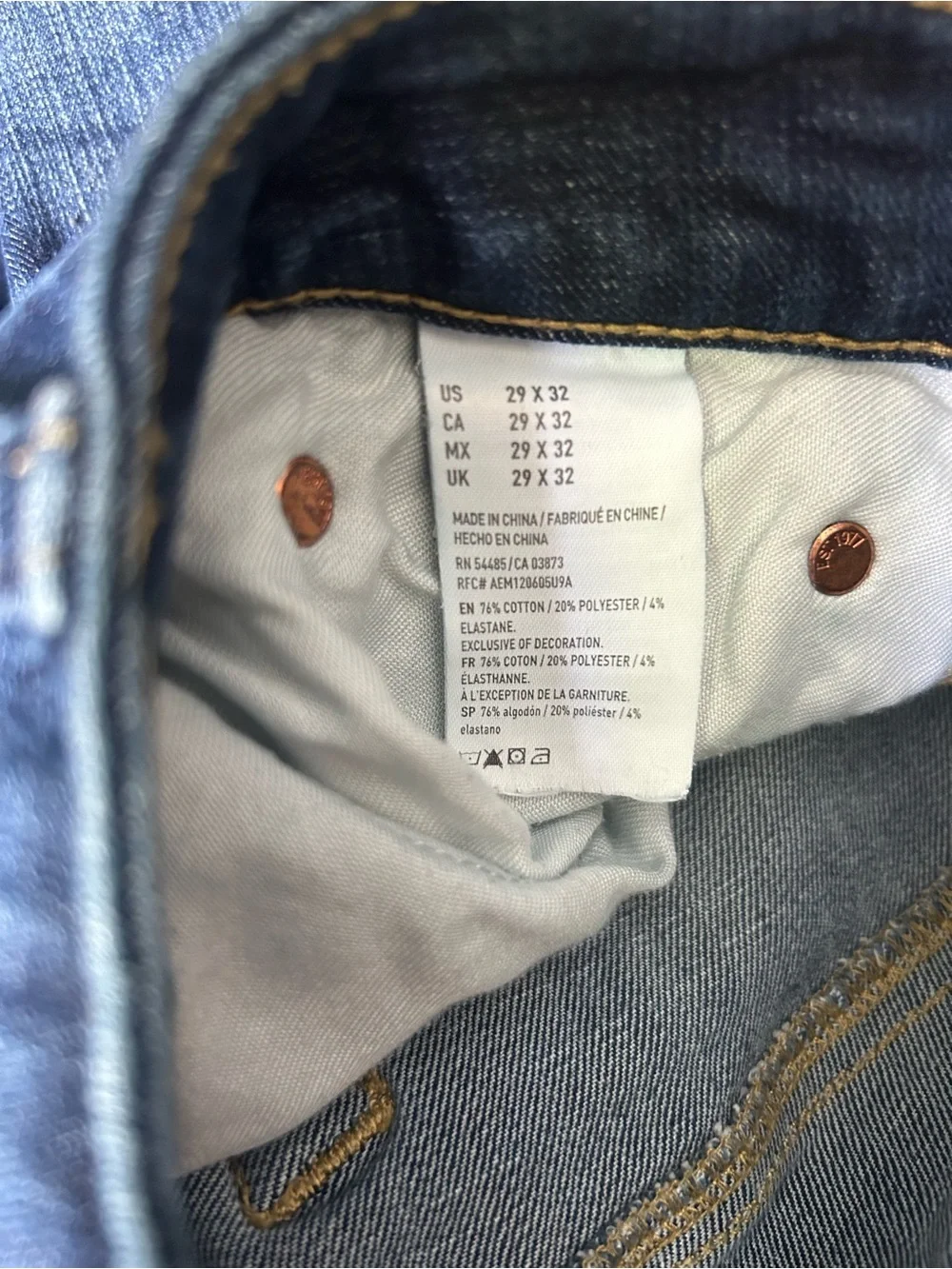 American Eagle Outfitters Distressed Dark Blue Jeans